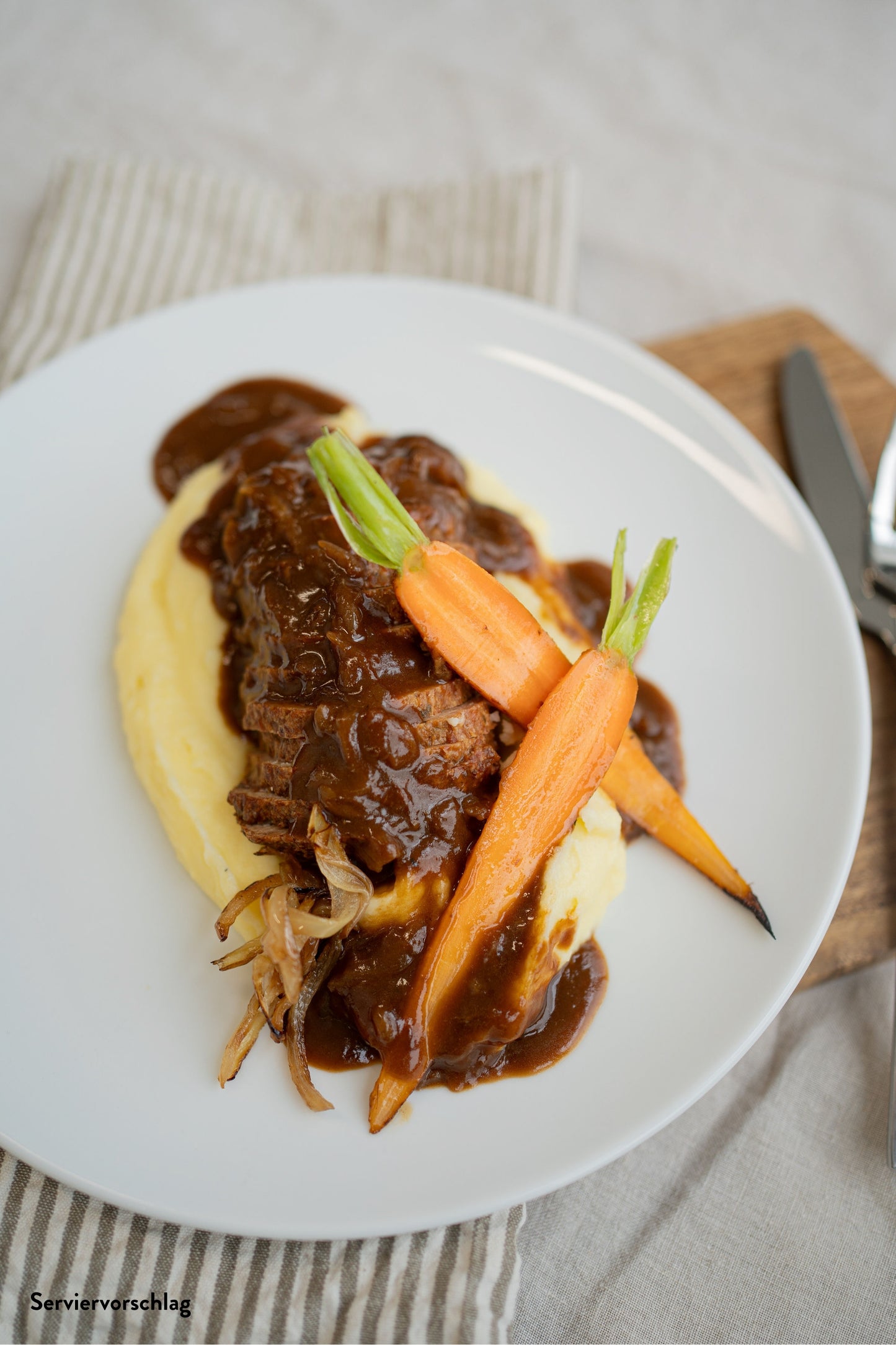 Hackbraten in Zwiebelsoße