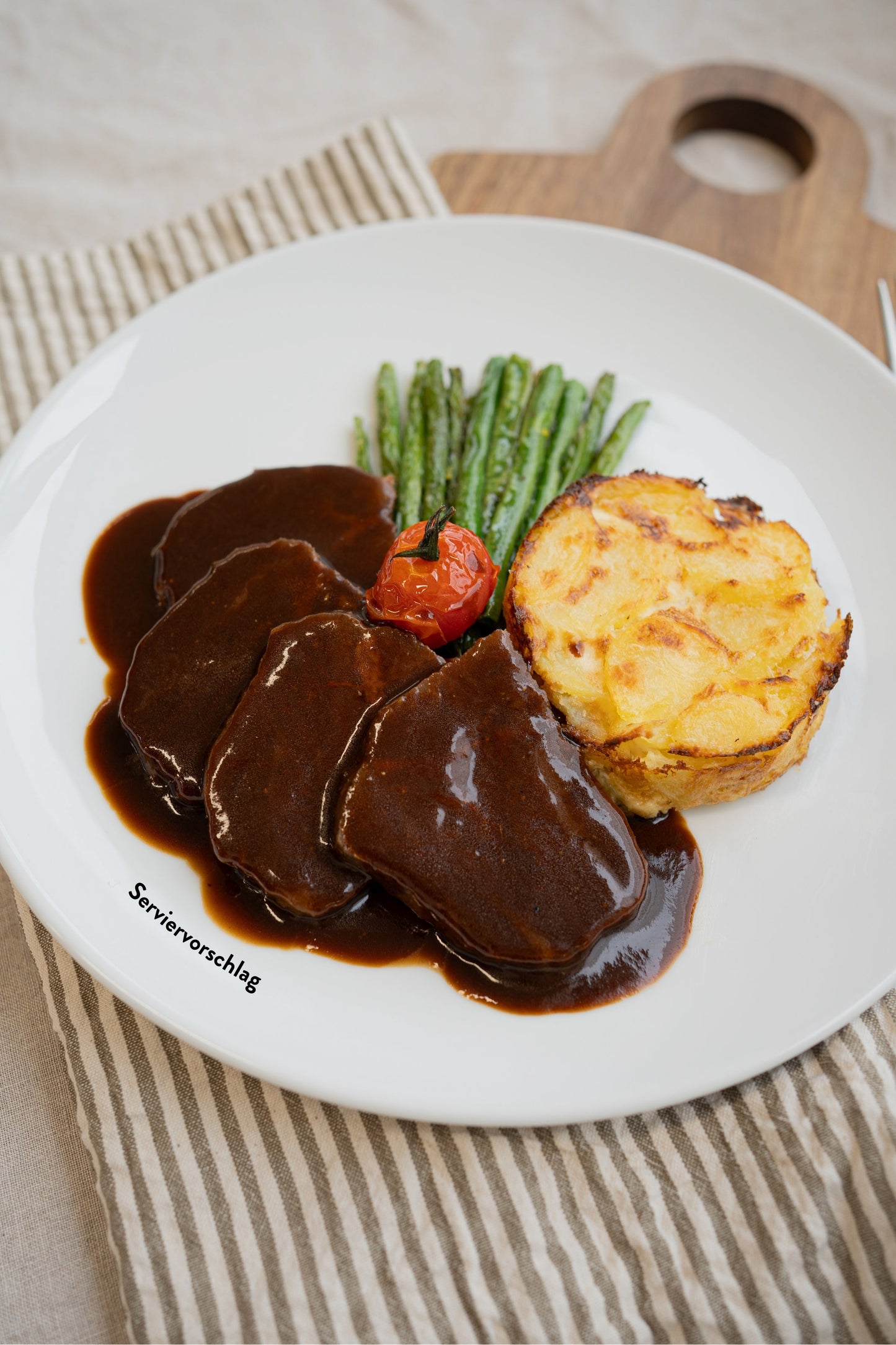 Dunkle Bratensoße